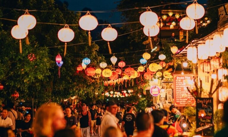 Indian tourists Hoi An lantern street night
